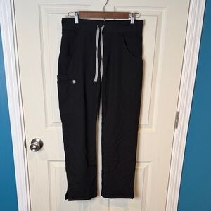 Figs Kade Cargo Scrub Pants